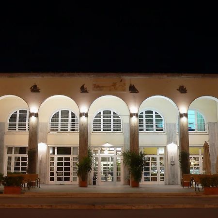 Hotel Luana Viareggio Exterior photo